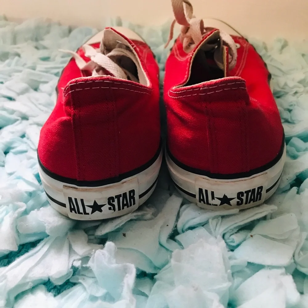 Converse - Picture 3 of 4